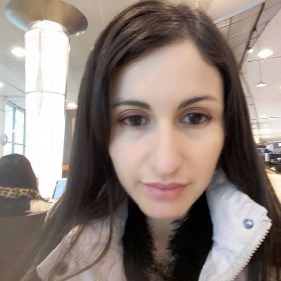 Meet your Posher, Marcy ✨🌹✨ - Picture 3 of 5